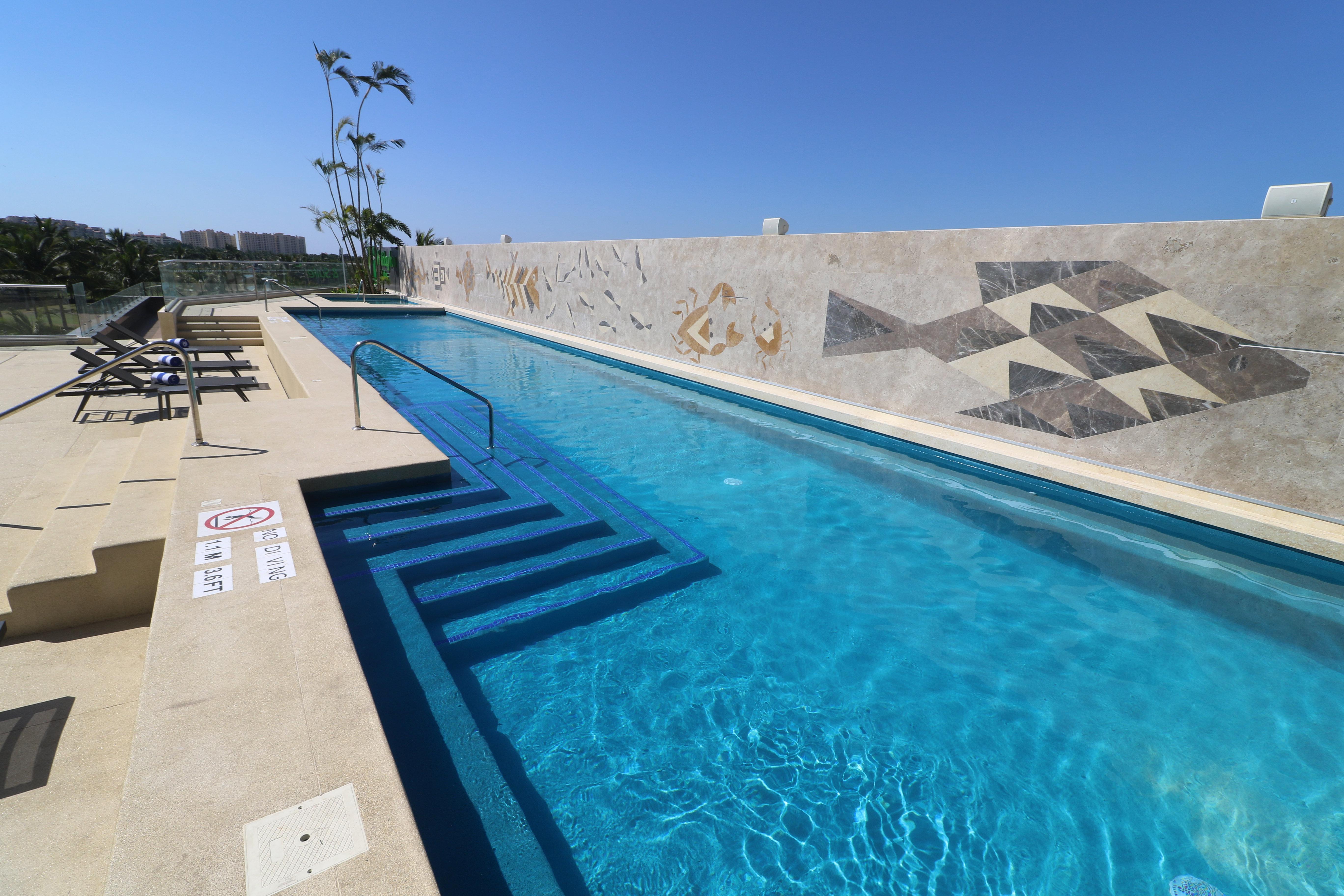 Holiday Inn & Suites - Puerto Vallarta Marina & Golf By Ihg Exteriör bild