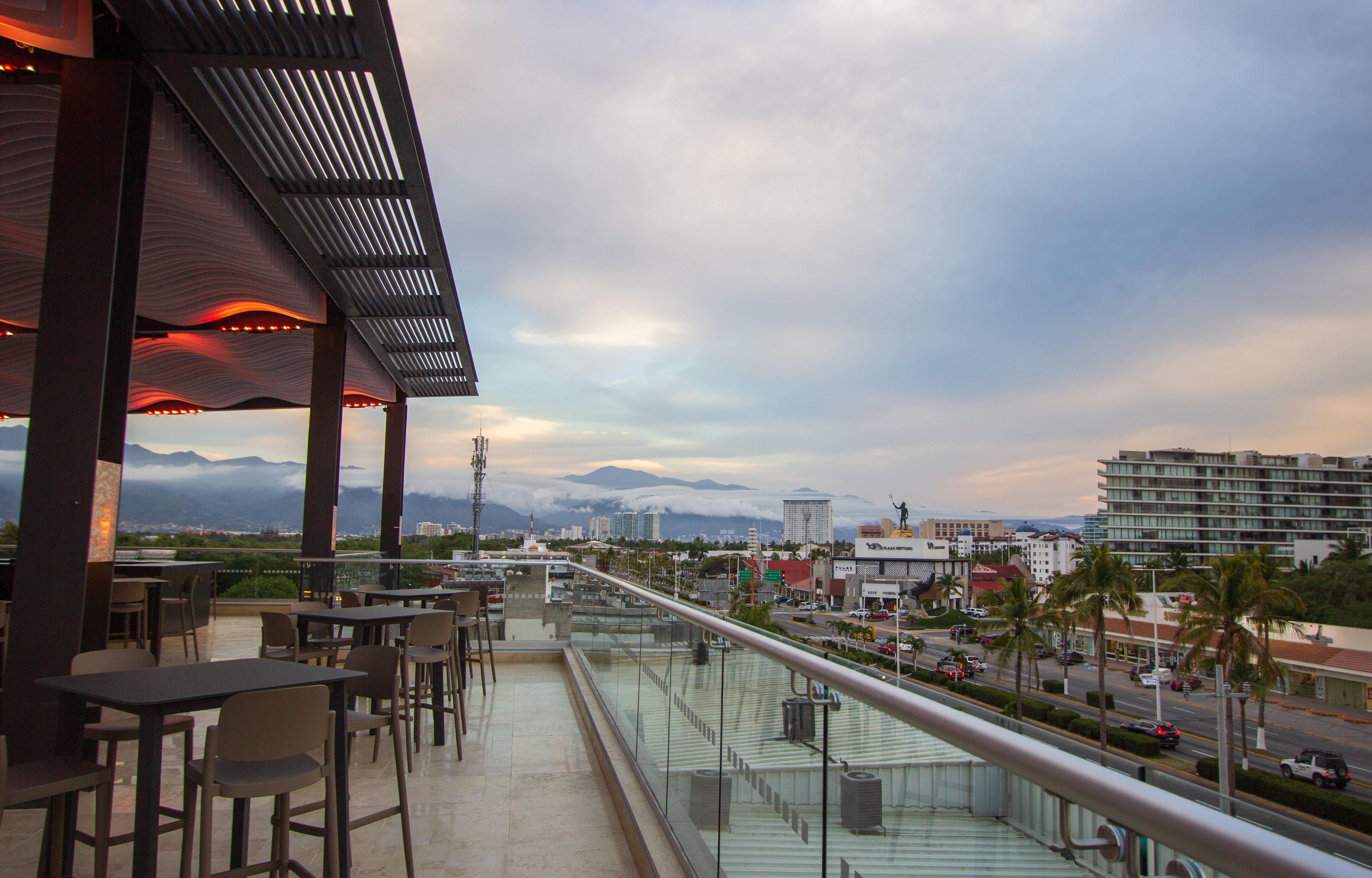Holiday Inn & Suites - Puerto Vallarta Marina & Golf By Ihg Exteriör bild