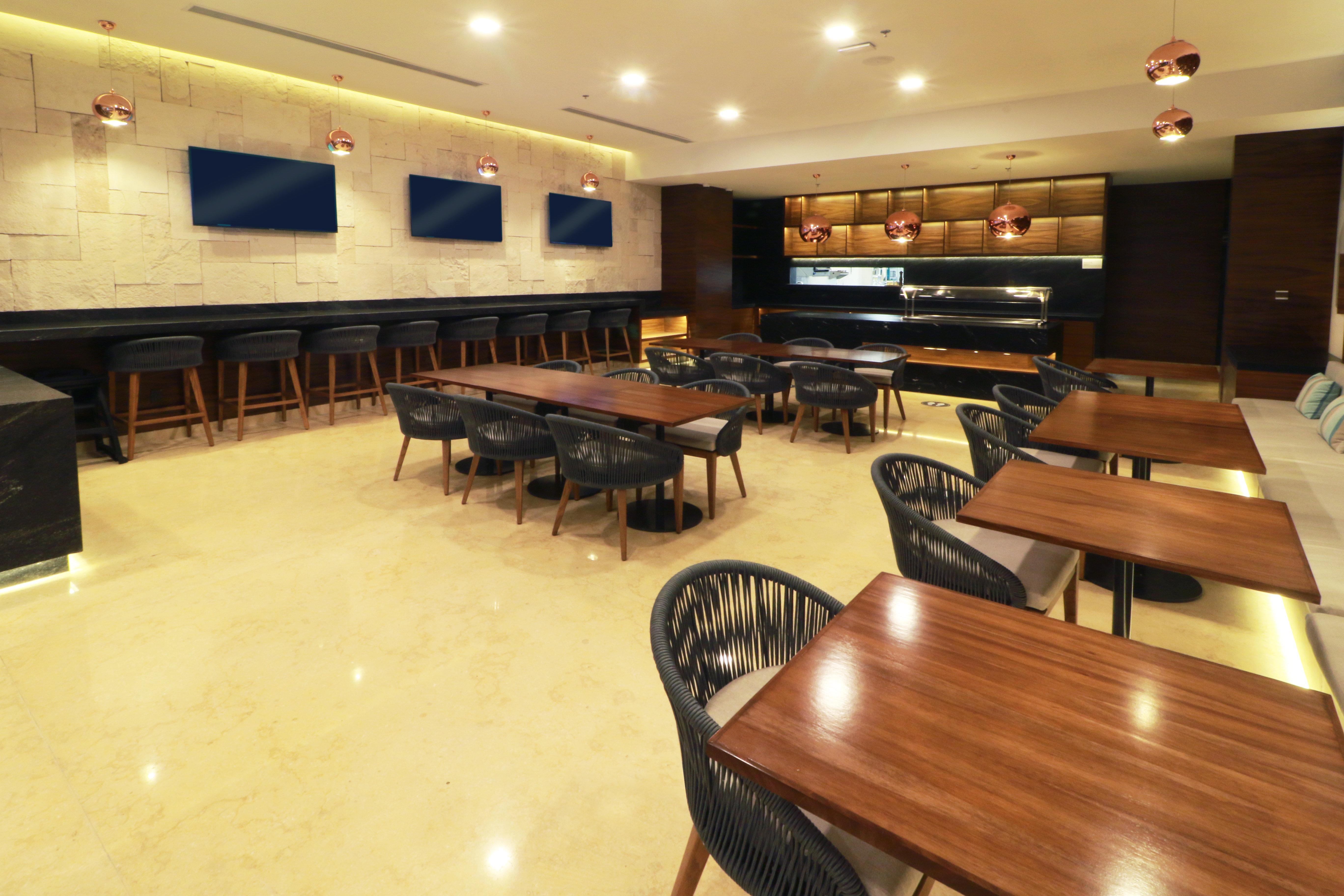 Holiday Inn & Suites - Puerto Vallarta Marina & Golf By Ihg Exteriör bild