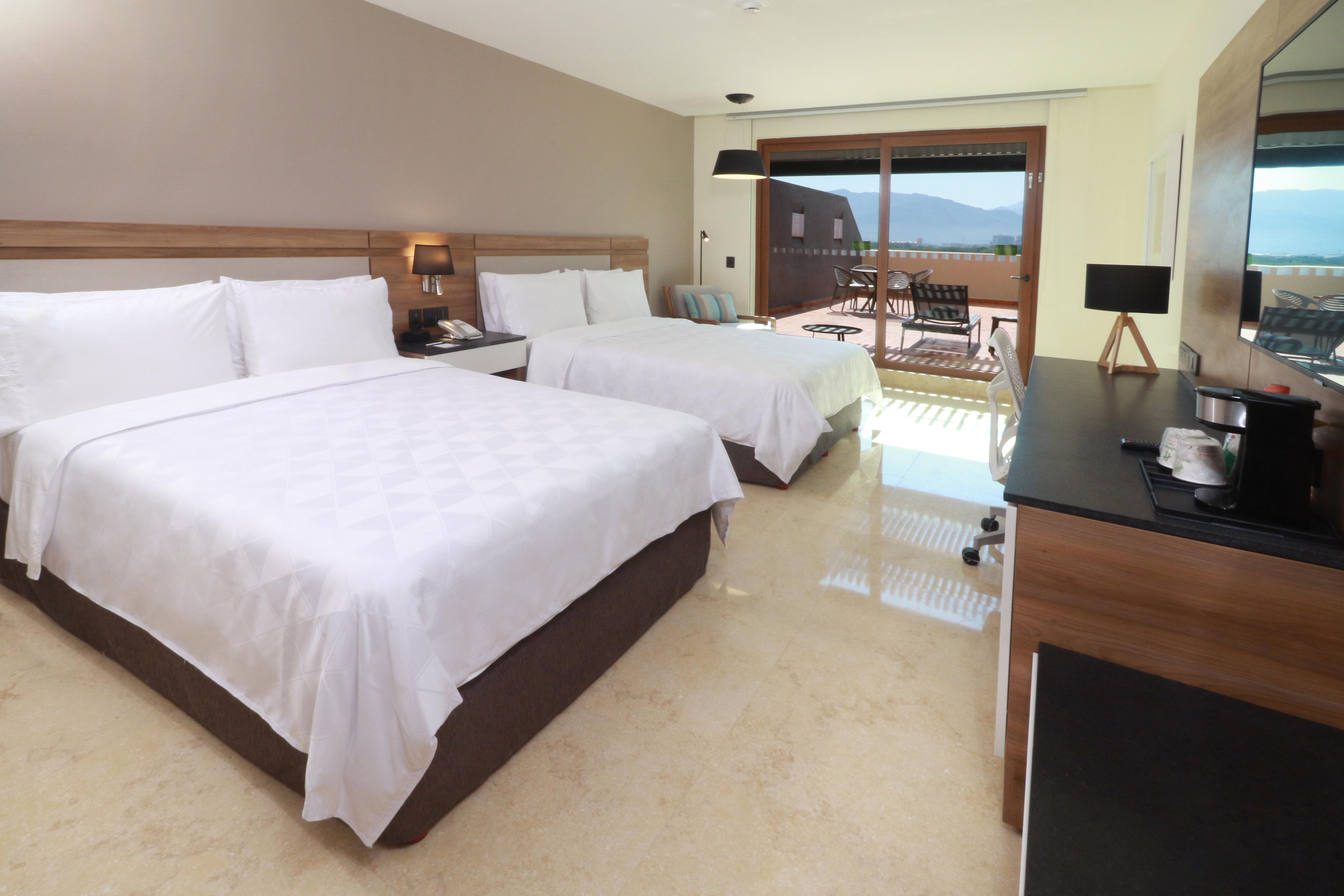 Holiday Inn & Suites - Puerto Vallarta Marina & Golf By Ihg Exteriör bild