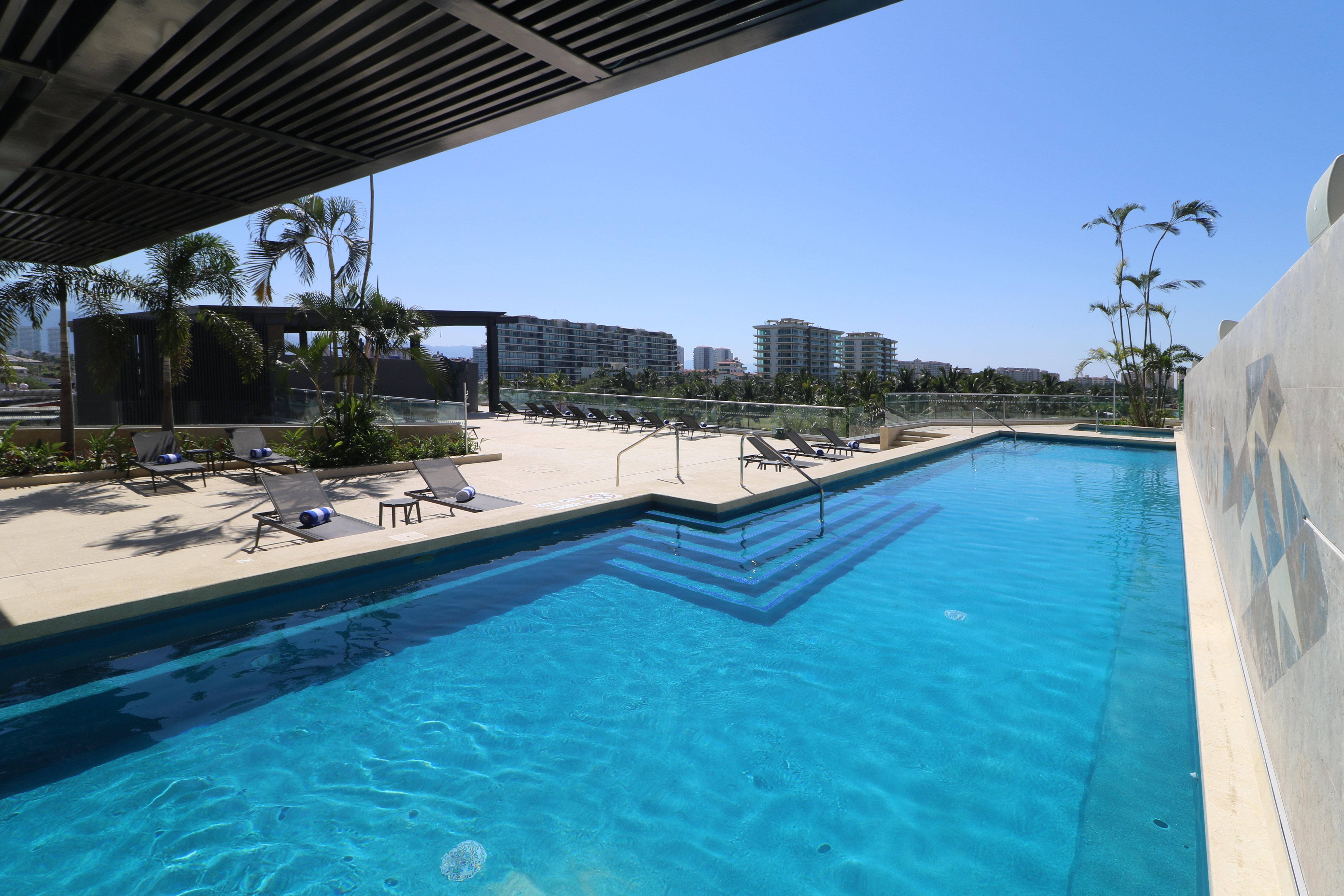 Holiday Inn & Suites - Puerto Vallarta Marina & Golf By Ihg Exteriör bild