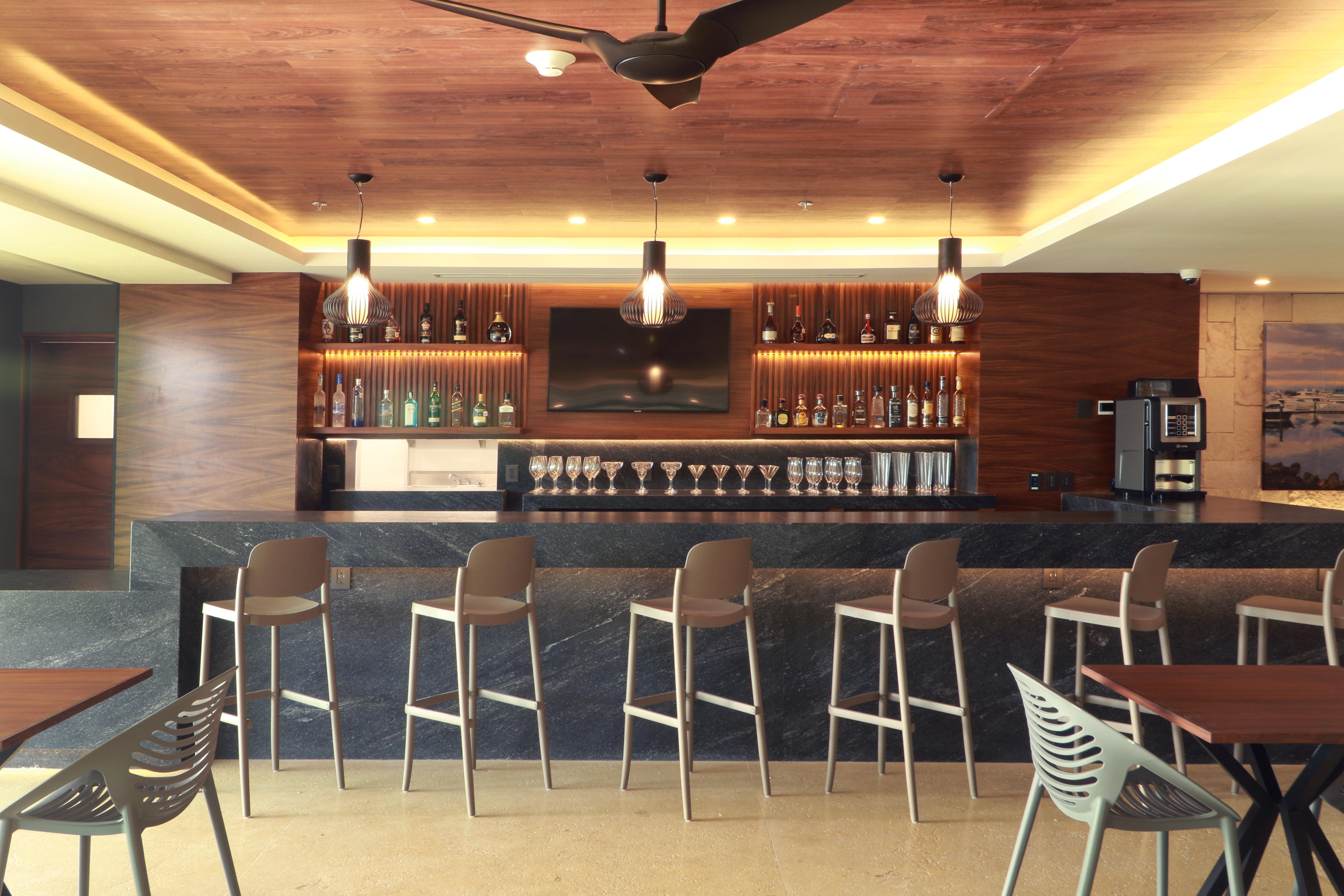 Holiday Inn & Suites - Puerto Vallarta Marina & Golf By Ihg Exteriör bild