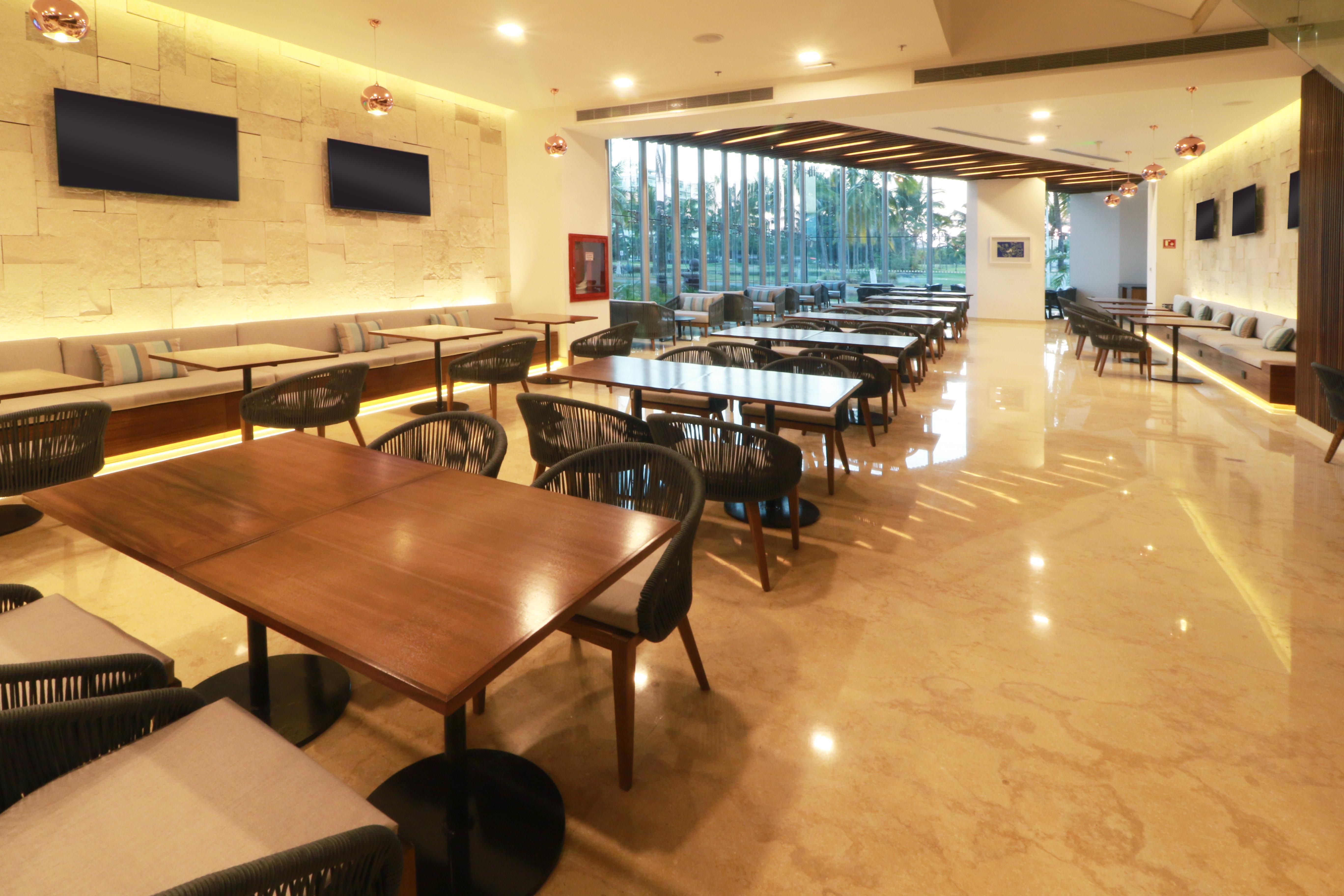 Holiday Inn & Suites - Puerto Vallarta Marina & Golf By Ihg Exteriör bild