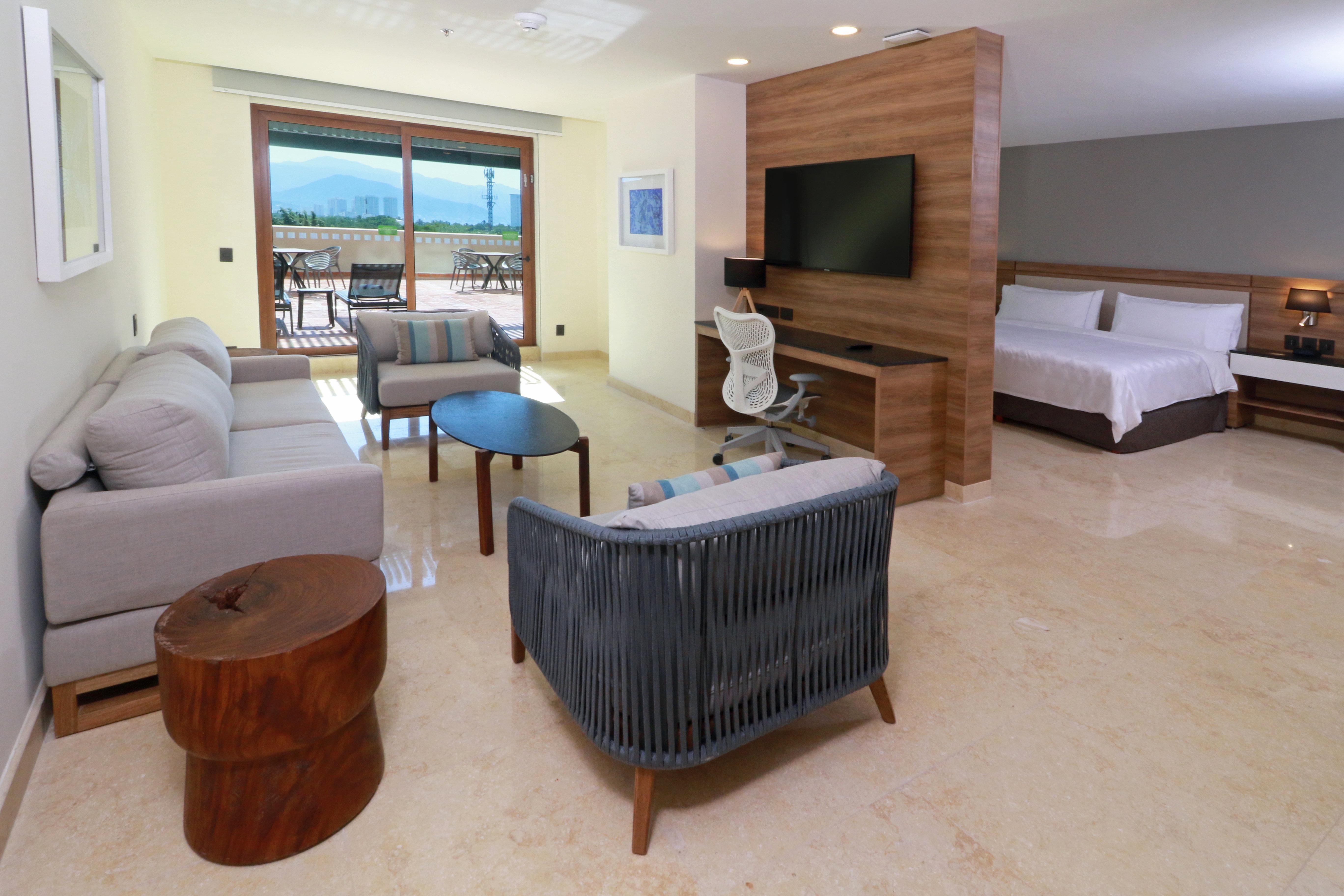 Holiday Inn & Suites - Puerto Vallarta Marina & Golf By Ihg Exteriör bild